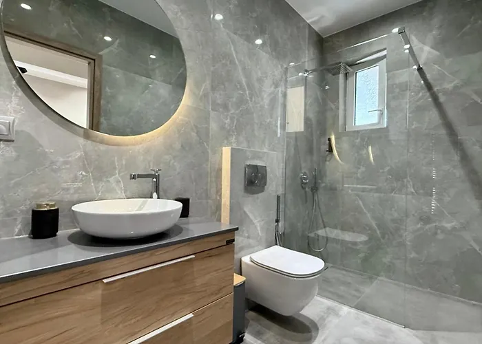 Διαμέρισμα Sky 5 Luxury