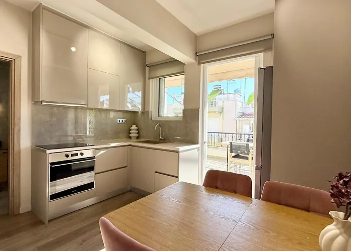 Sky 5 Luxury Kalamata